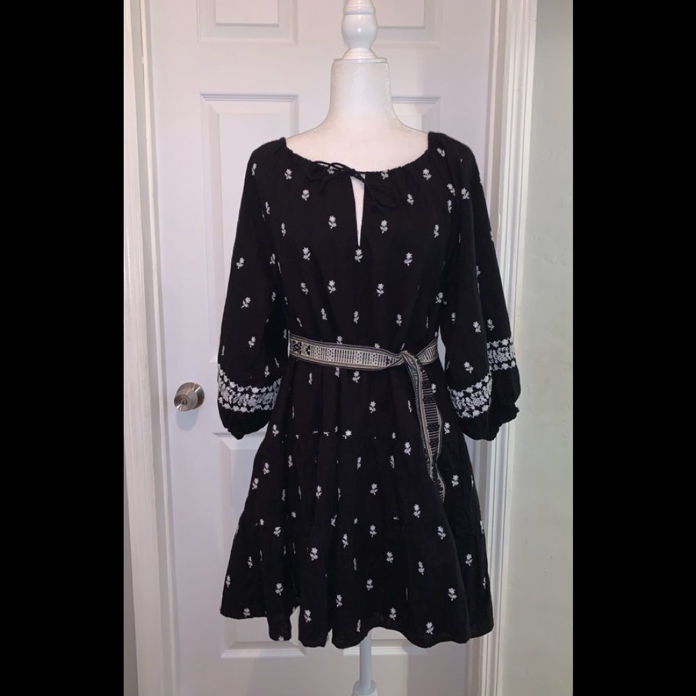 Cleobella Bohemian Sahra embroidered floral pocket black mini dress